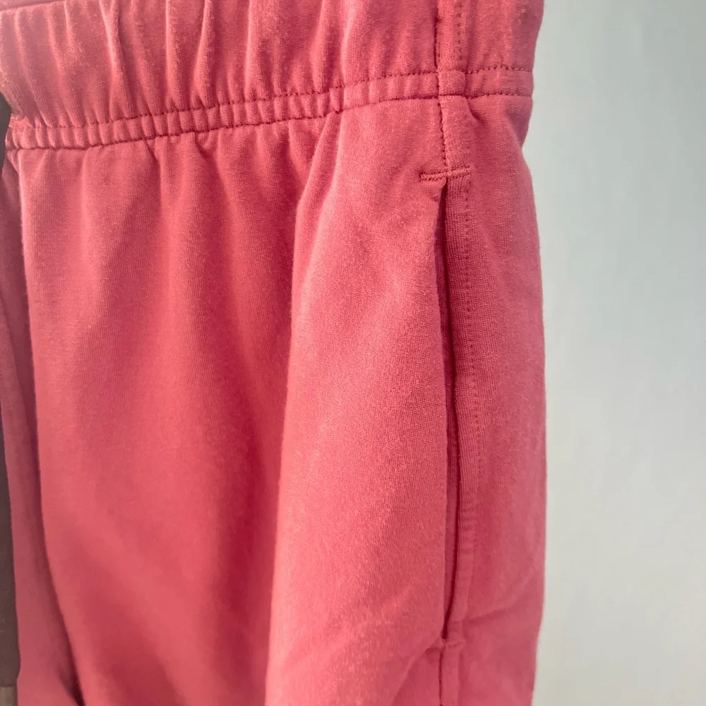 Lululemon - Picture 3 of 14